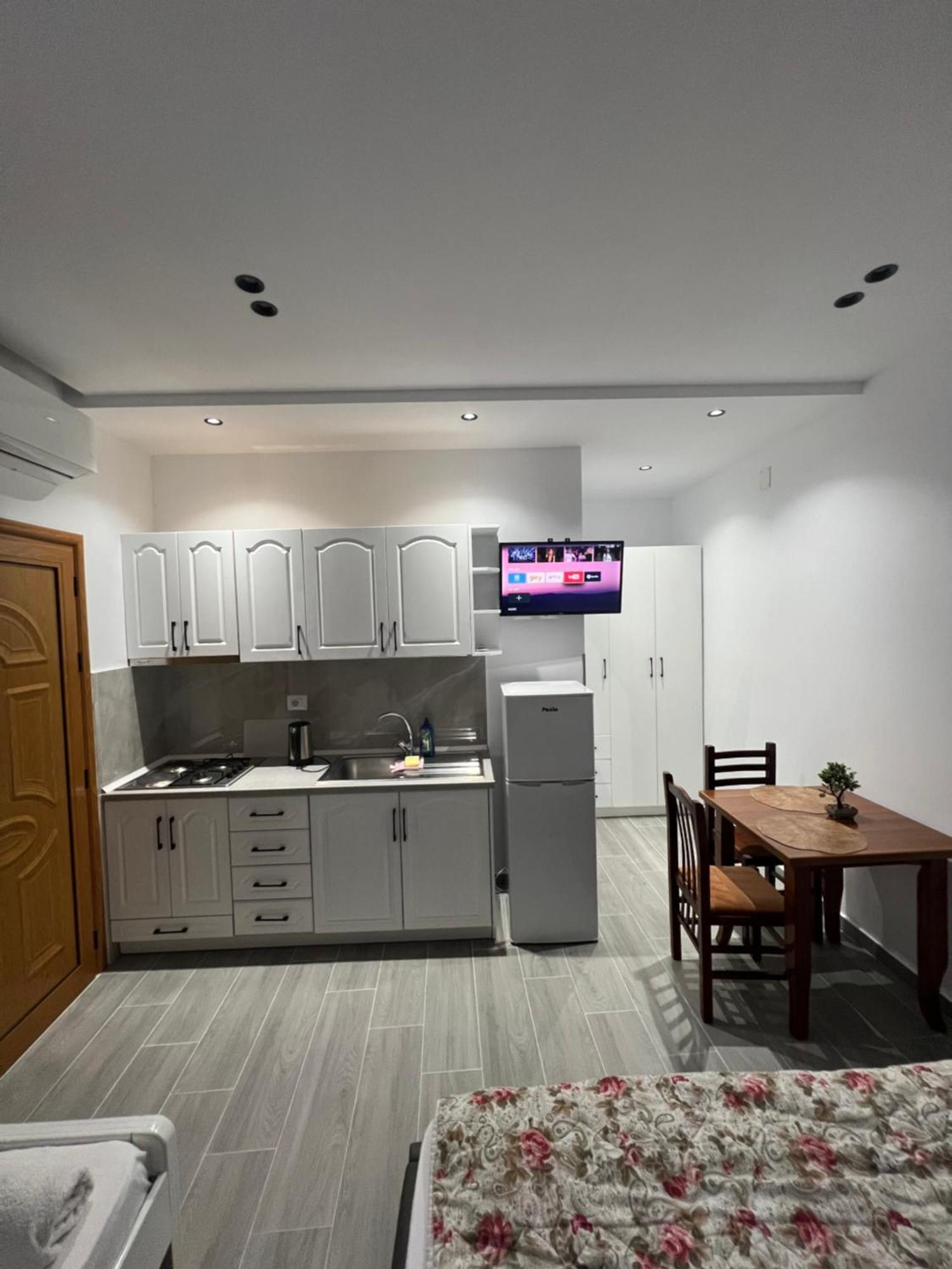 Vlorë Vila Anxhelo מראה חיצוני תמונה
